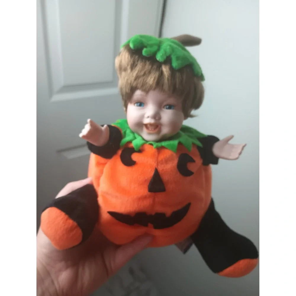 Cuddle Kids 2002 Halloween Batty Bobbie & Pumpkin Doll‎ Set Vintage Plush